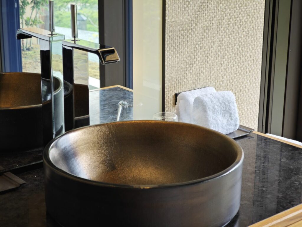 リッツカールトン日光_客室_中禅寺湖ビュースイート