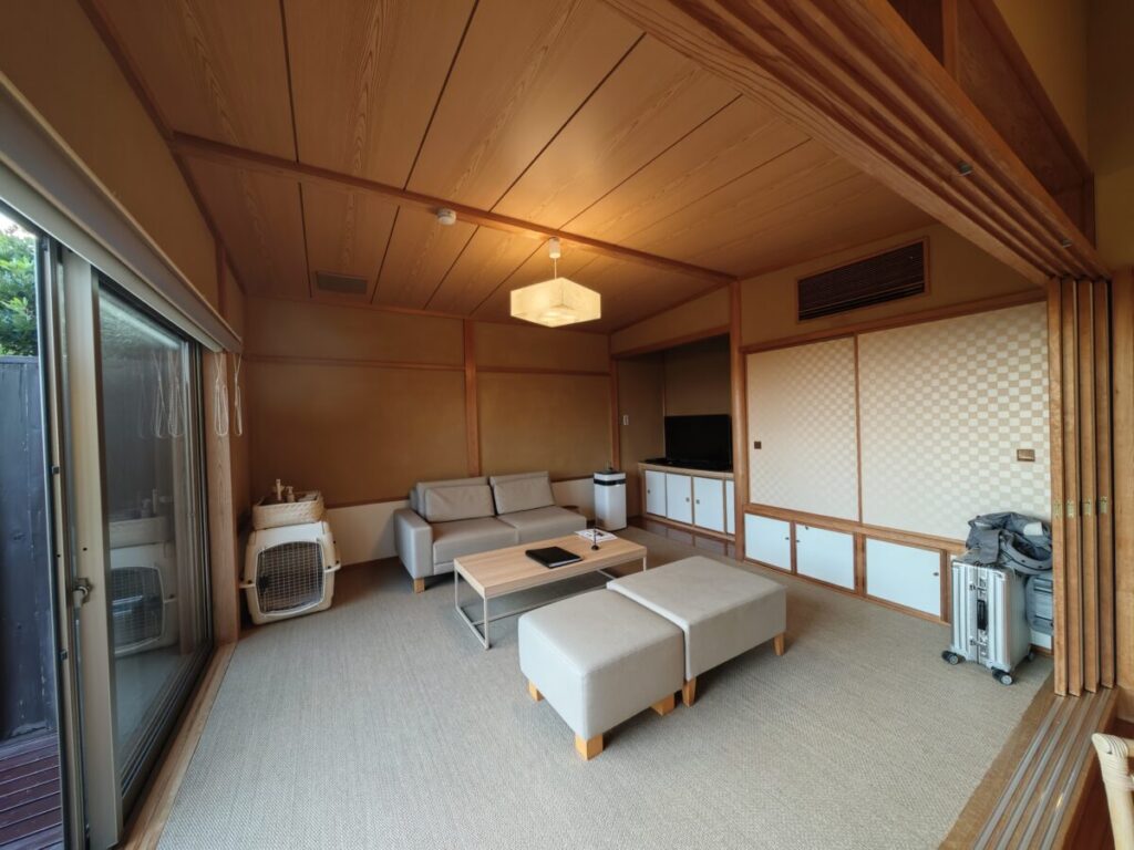 レジーナリゾート伊豆無鄰_客室_つつじ