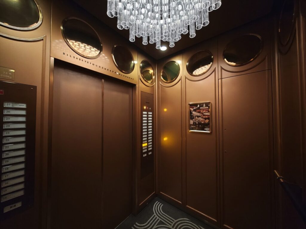 ハイアットリージェンシー東京_リニューアル後_ロビーフロア