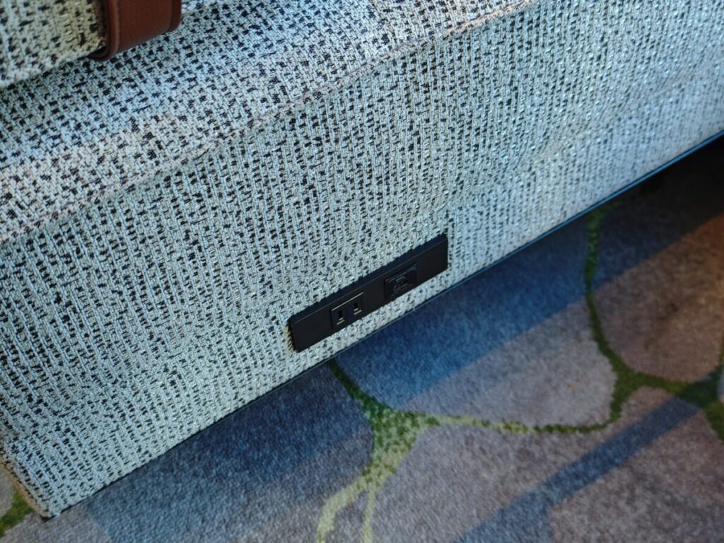 ハイアットリージェンシー東京_リージェンシークラブラウンジ_リニューアル後