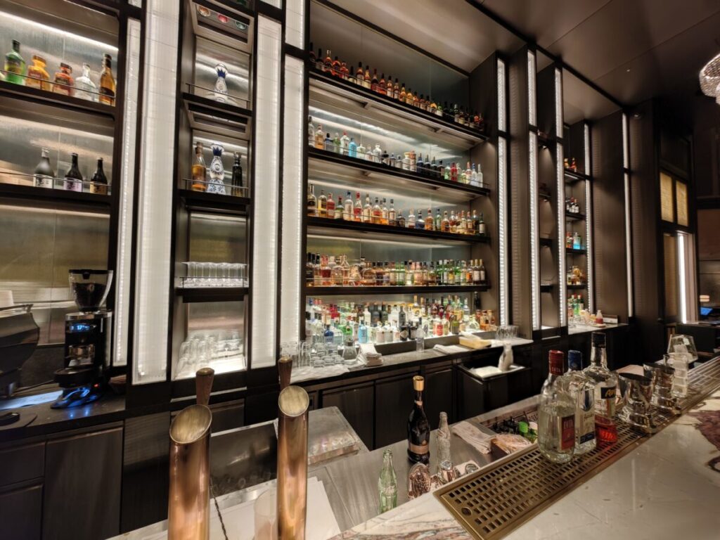 ハイアットリージェンシー東京_リニューアル後_1980ラウンジ&バー